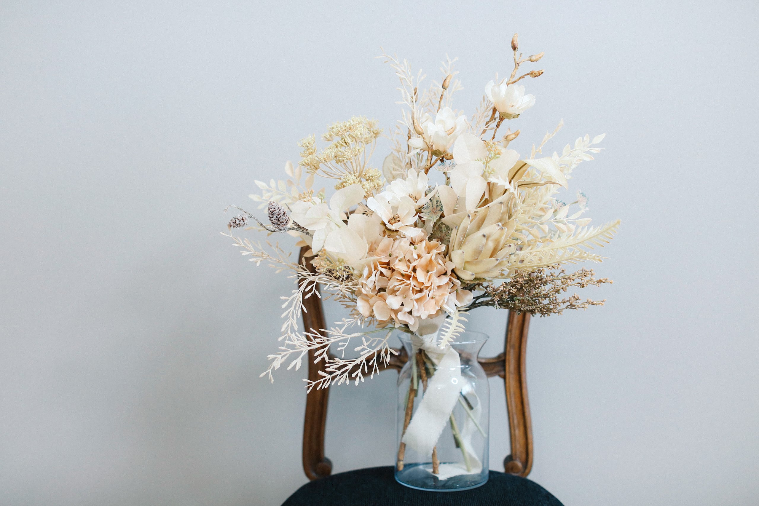 即納可能✳︎アーティフィシャルフラワーブーケ（ホワイト×ベージュ