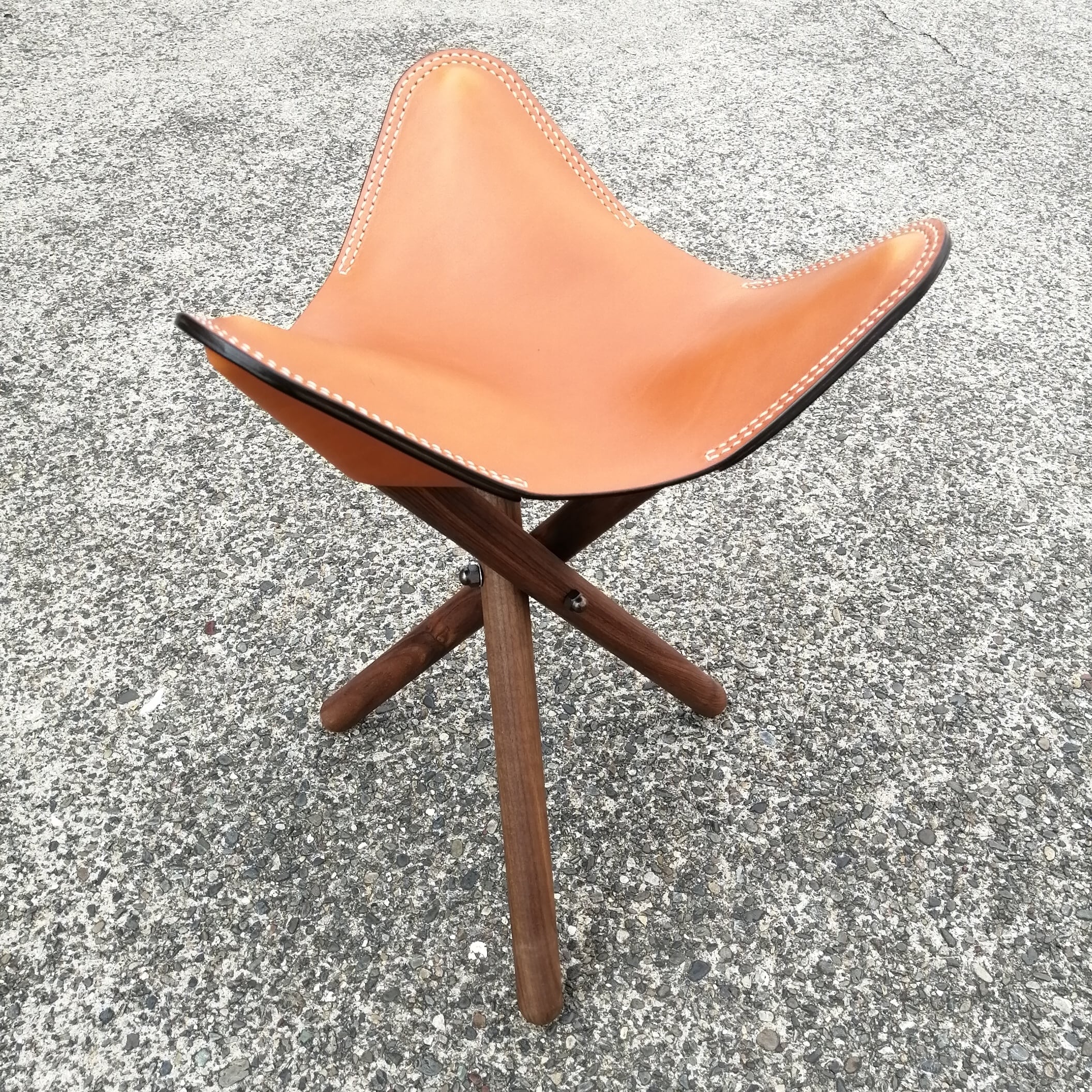 革付きキット【ハンティングチェア】ウォルナット×サドルレザー | 浜松