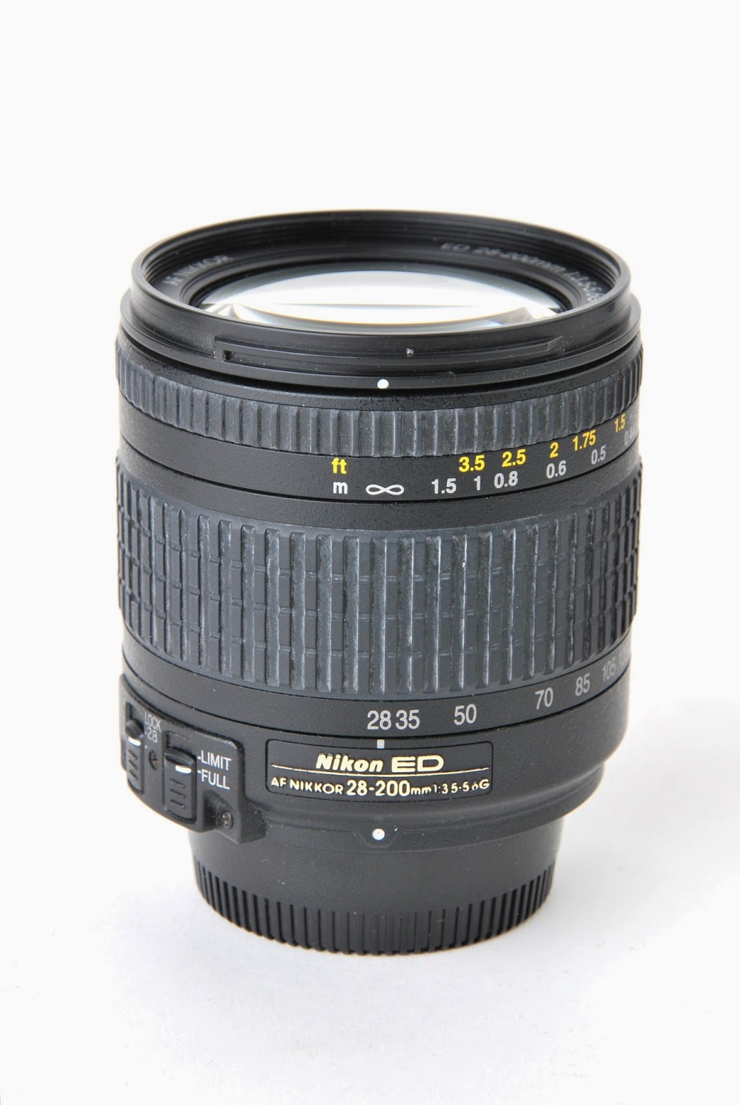 こだわりカメラ: 僕のお気に入り「AFズームニッコール ED 28-200mm F3