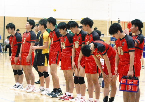 愛院大8強ならず バレーボール 大学選手権 | スポーツ | 中日新聞掲載
