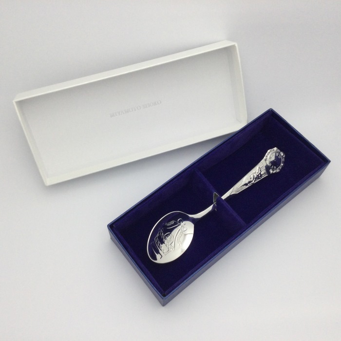 バースデーレコードスプーン | 宮本商行オンラインショップ : 銀製品