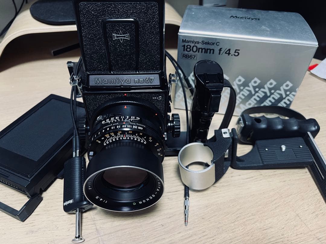 マミヤ Mamiya RB67 PRO S 180mm F4.5 付属品セット マミヤ Mamiya RB67 PRO S 180mm F4.5 付属品セット - メルカリ