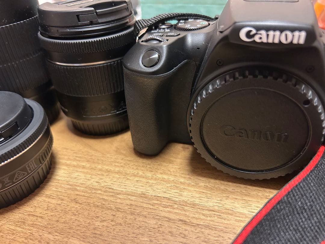 KMRR さん専用canon EOS kiss X10 Amazon | Canon デジタル一眼レフカメラ EOS Kiss X10 標準ズーム