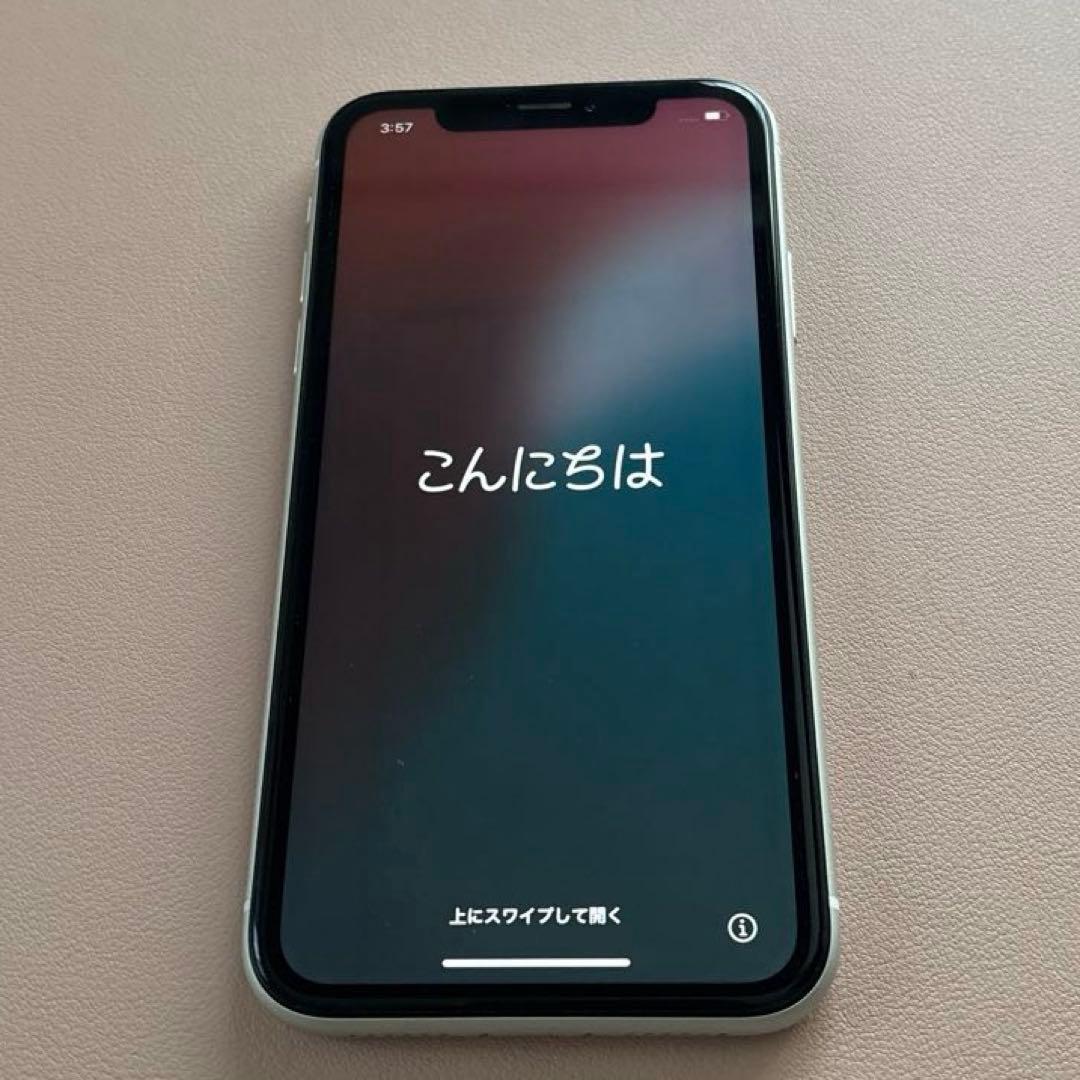 iPhone XR ￼ 64GB ホワイト　本体　（新品ケース付き） Apple iPhone XR 64GB White Demo | TechExchange