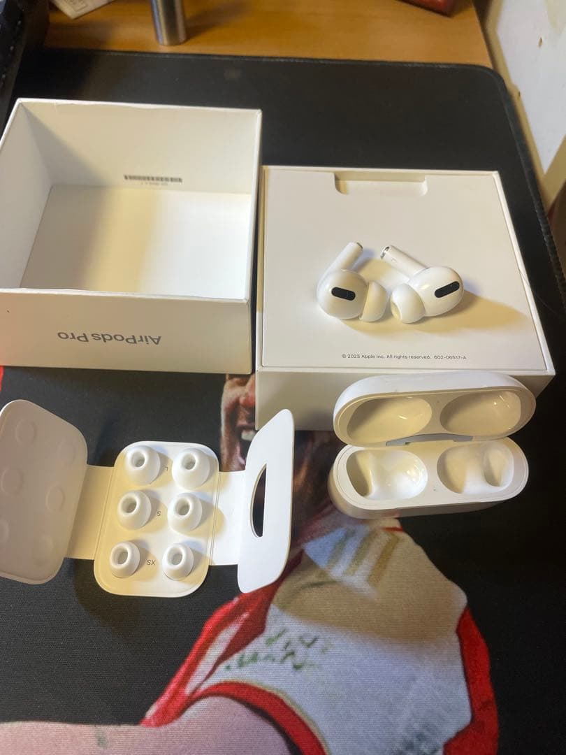 AirPods Pro 第一世代 純正 Apple 第1世代 左耳のみ Apple AirPods Pro 片耳 純正 MLWK3J/A 2021年