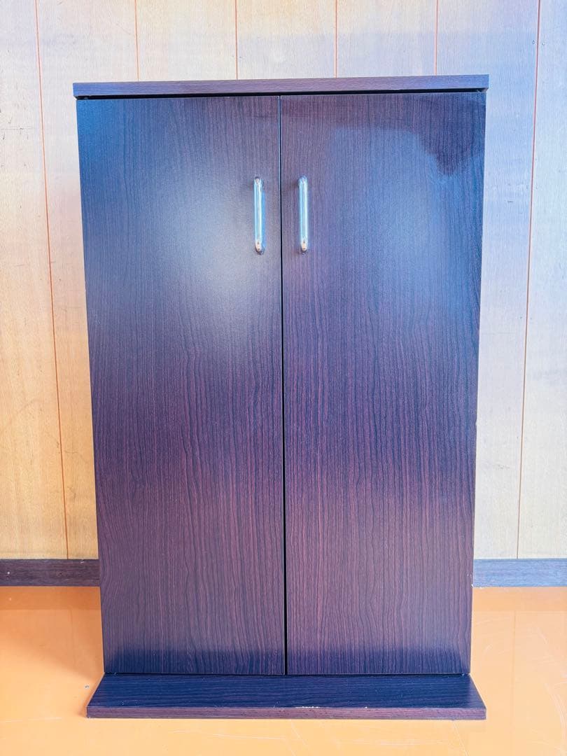 CD・DVD収納ラック 扉付き ダークブラウン 難あり Amazon｜J-Supply 16段 本棚 扉付 大型 大容量 CDラック DVDラック