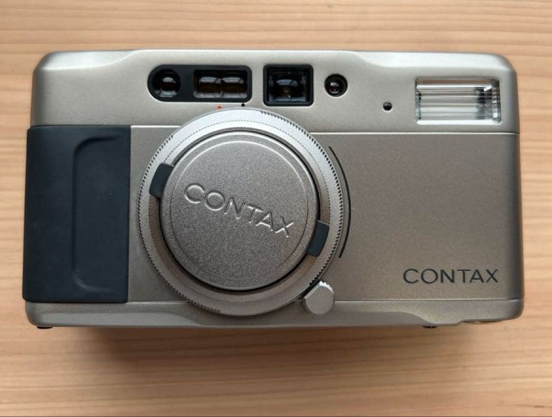 新品CONTAX Tvs シルバー コンパクトカメラ CONTAX（コンタックス） フィルム カメラ 人気 女子 フィルムカメラ
