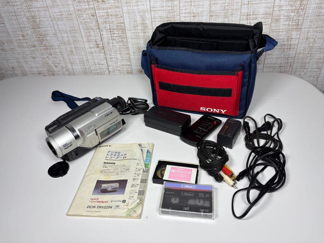 SONY Digital Handycam DCR-TRV225K ジャンク品 SONY Digital Handycam DCR-TRV225K ジャンク品 SONY Digital Handycam