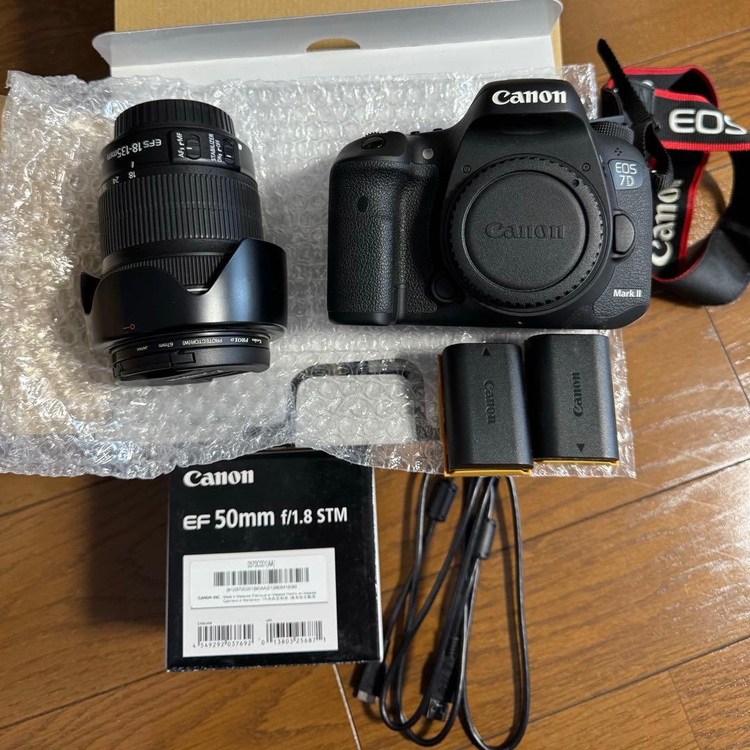 デジタルカメラ Canon EOS 7D Mark II + EF 50mm f/1.8 STM Amazon.com : Canon EOS 7D Mark II Digital SLR Camera (Body Only