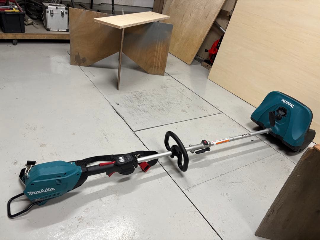 マキタ除雪アタッチメントSN400MP、スプリットモーターMUX01G マキタ スプリット草刈り機アクセサリ 除雪アタッチメント SN400MP